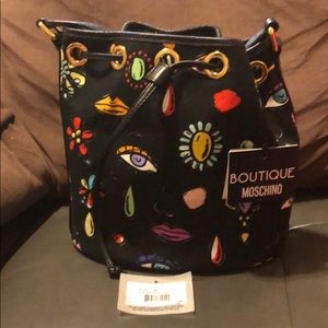 🌹👁👄NWT Moschino Boutique bag🌹🌹🌹
